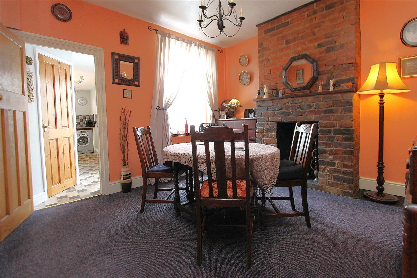 3 bed property in St Georges Terrace, Kidderminster